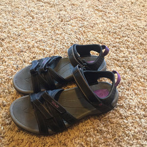 TEVA TIRRA SIZE 7